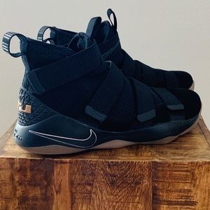 Mike Lebron James “Solider 11” Shoes